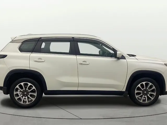 Used Maruti Suzuki Grand Vitara Alpha Plus 2WD Hybrid (Electric + Petrol) 1.5L Automatic (e-CVT) in Bangalore