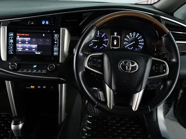 Used Toyota Innova Crysta [2016-2020] 2.8 ZX AT 7 STR [2016-2020] in Hyderabad