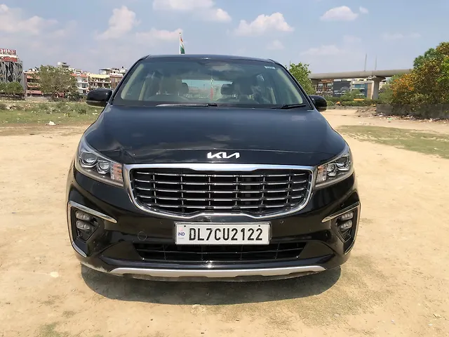Used 2022 Kia Carnival in Delhi Used 2022 Kia Carnival in Delhi