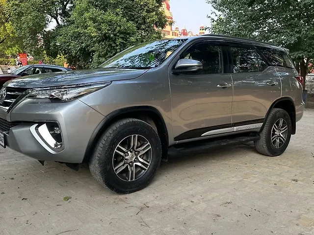 Used Toyota Fortuner [2016-2021] 2.8 4x2 AT [2016-2020] in Delhi