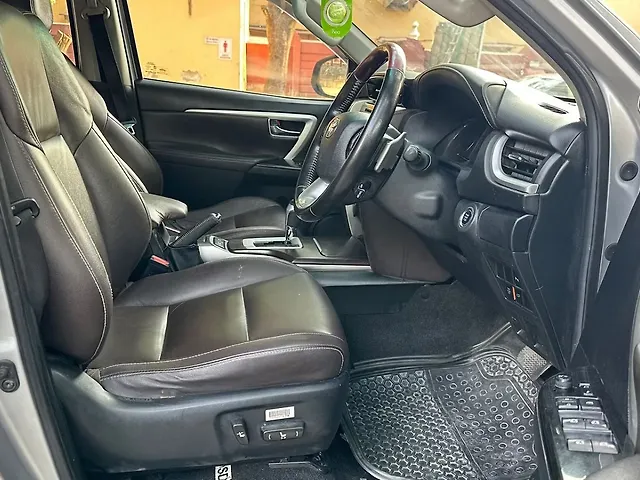 Used Toyota Fortuner [2016-2021] 2.8 4x2 AT [2016-2020] in Delhi