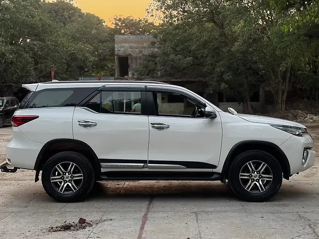 Used Toyota Fortuner [2016-2021] 2.8 4x2 AT [2016-2020] in Delhi