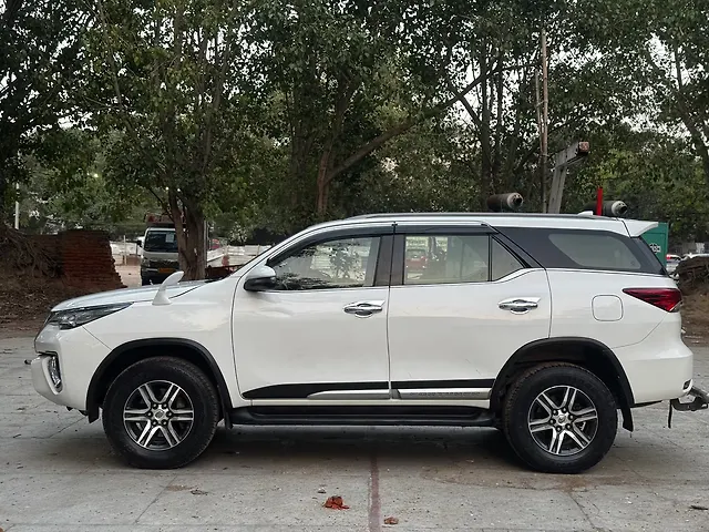 Used Toyota Fortuner [2016-2021] 2.8 4x2 AT [2016-2020] in Delhi