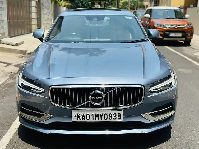 Used 2020 Volvo S90 in Bangalore