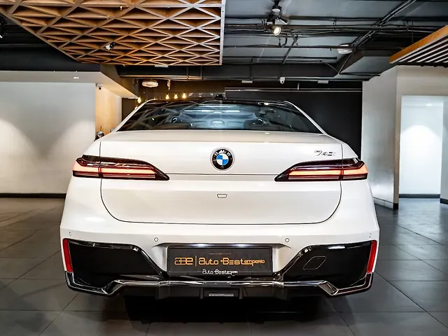Used BMW 7 Series 740i M Sport in Delhi
