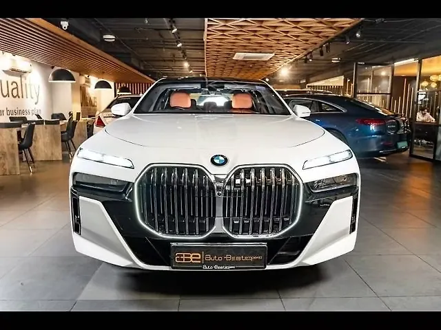 Used 2023 BMW 7-Series in Delhi
