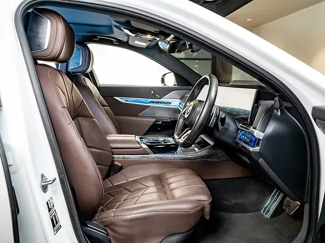 Used BMW 7 Series 740i M Sport in Delhi