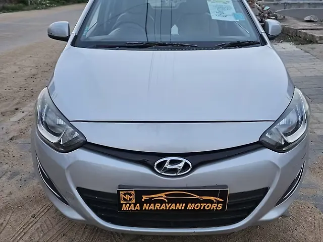 Used 2013 Hyundai i20 in Bhubaneswar