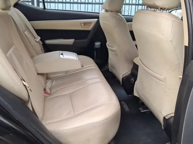 Used Toyota Corolla Altis G Petrol in Mumbai