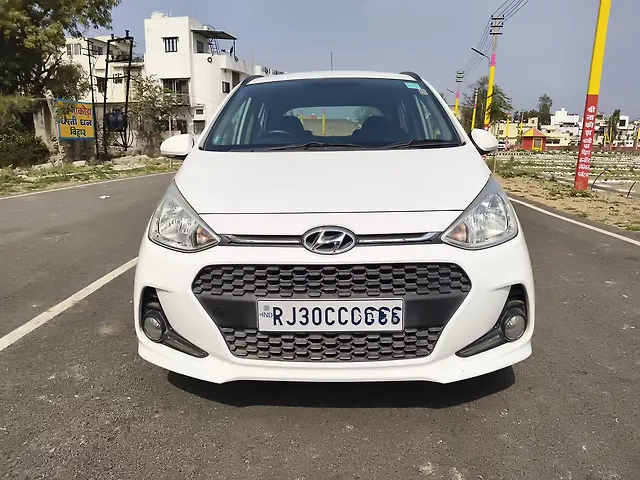 Used 2018 Hyundai Grand i10 in Udaipur