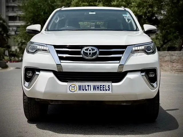 Used 2017 Toyota Fortuner in Delhi