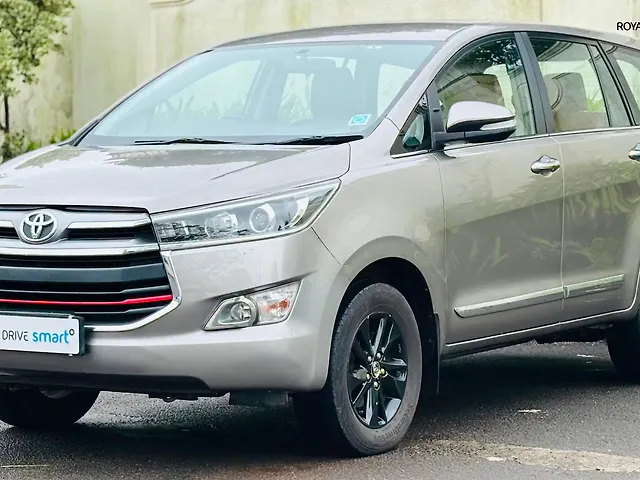 Used Toyota Innova Crysta [2016-2020] 2.4 V Diesel in Kochi