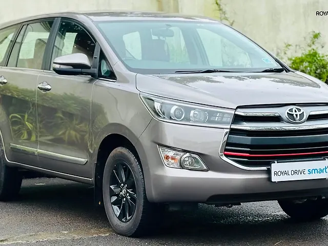 Used Toyota Innova Crysta [2016-2020] 2.4 V Diesel in Kochi