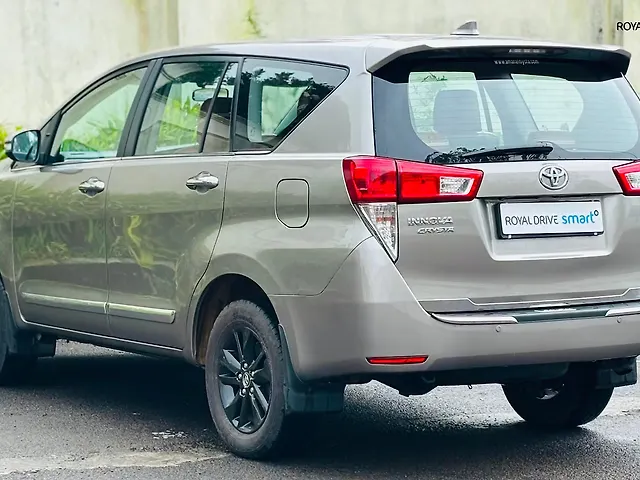 Used Toyota Innova Crysta [2016-2020] 2.4 V Diesel in Kochi