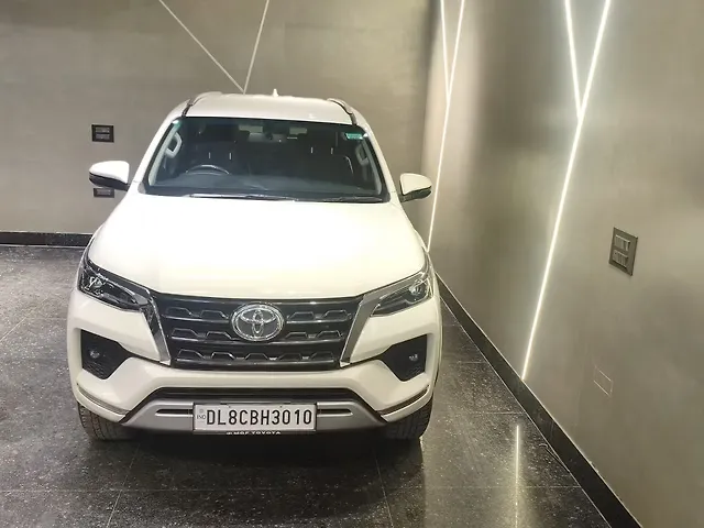 Used 2024 Toyota Fortuner in Delhi Used 2024 Toyota Fortuner in Delhi