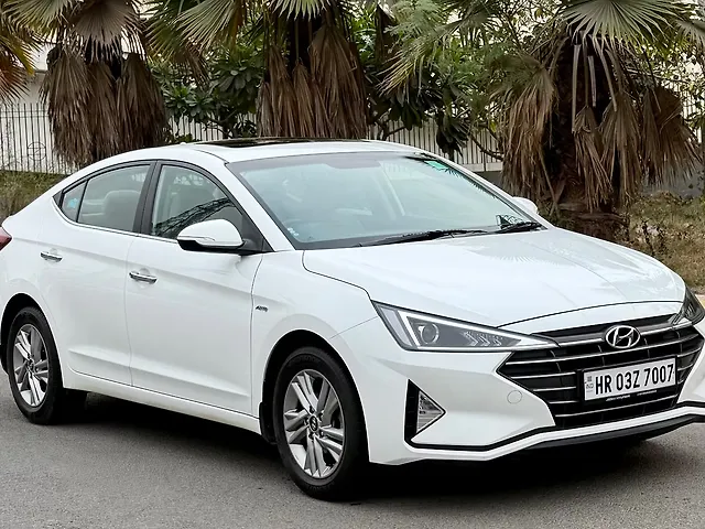 Used 2020 Hyundai Elantra in Delhi