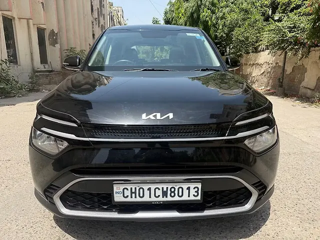 Used 2024 Kia Carens in Delhi