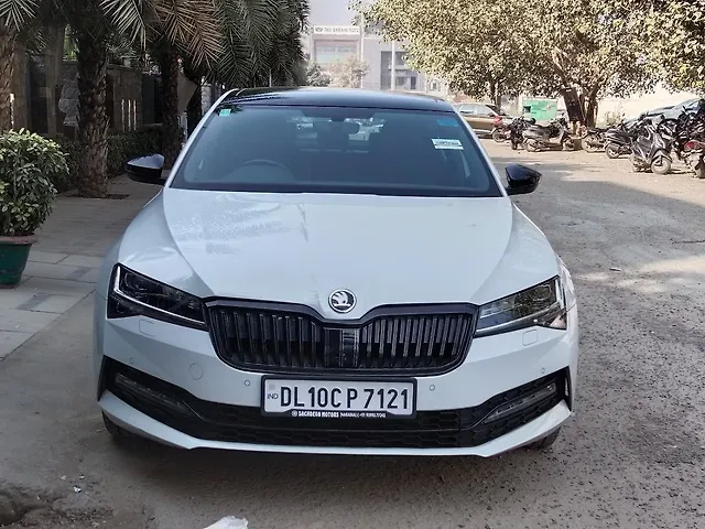 Used 2021 Skoda Superb in Delhi Used 2021 Skoda Superb in Delhi