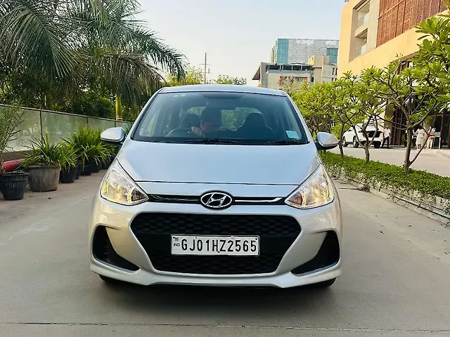 Used 2018 Hyundai Grand i10 in Ahmedabad Used 2018 Hyundai Grand i10 in Ahmedabad