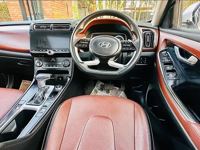 Used Hyundai Alcazar [2021-2023] Signature (O) 6 STR 1.5 Diesel AT in Ahmedabad