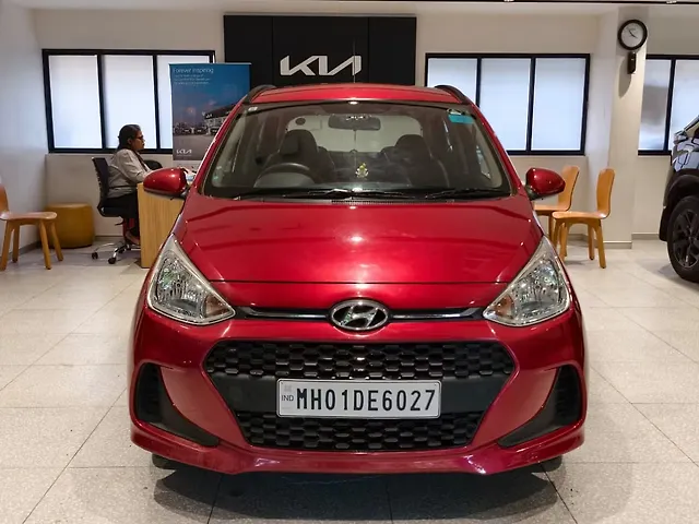 Used 2019 Hyundai Grand i10 in Mumbai