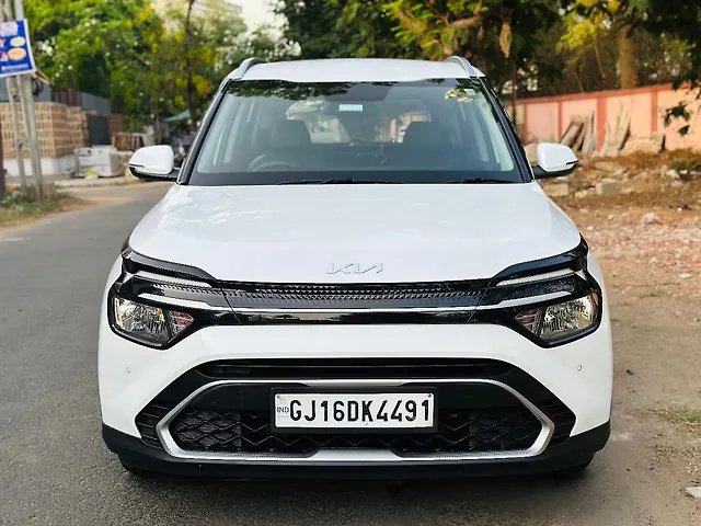 Used 2023 Kia Carens in Vadodara Used 2023 Kia Carens in Vadodara