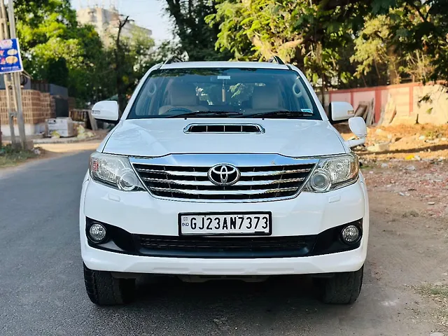 Used 2013 Toyota Fortuner in Vadodara Used 2013 Toyota Fortuner in Vadodara