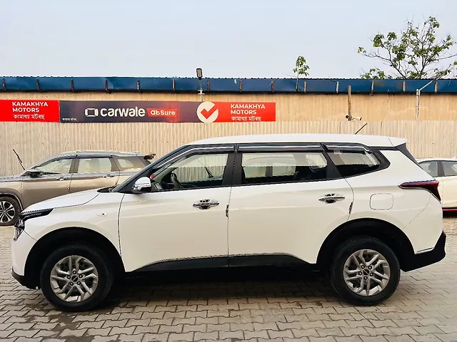Used Kia Carens [2022-2023] Premium 1.4 Petrol 7 STR in Guwahati