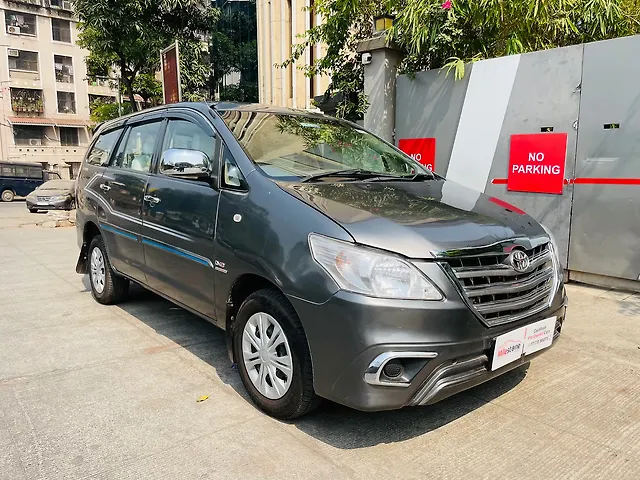 Used 2011 Toyota Innova in Mumbai Used 2011 Toyota Innova in Mumbai