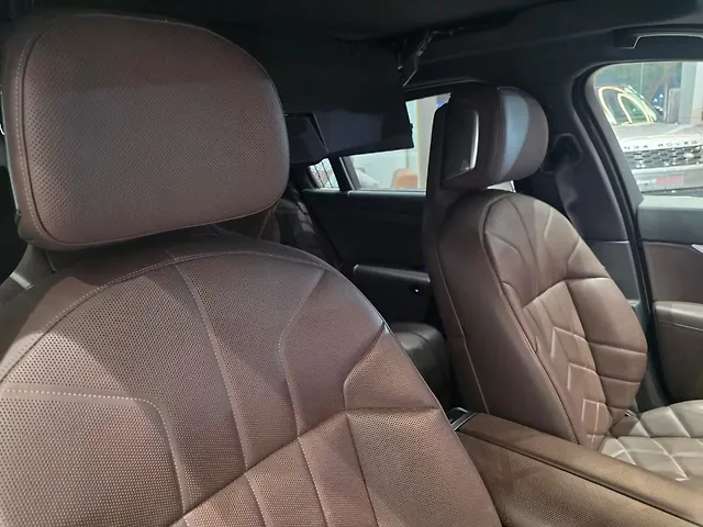 2023 BMW i7 - Photo 3