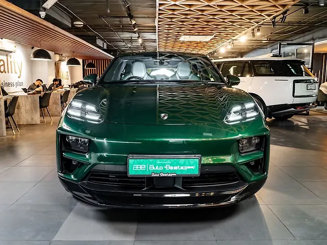 Used 2024 Porsche Macan in Delhi