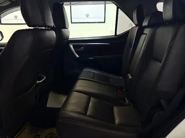 Used Toyota Fortuner [2016-2021] 2.8 4x2 AT [2016-2020] in Delhi