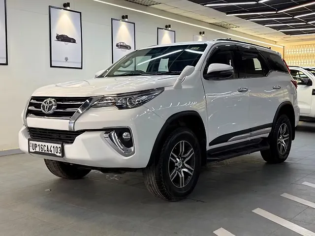 Used Toyota Fortuner [2016-2021] 2.8 4x2 AT [2016-2020] in Delhi