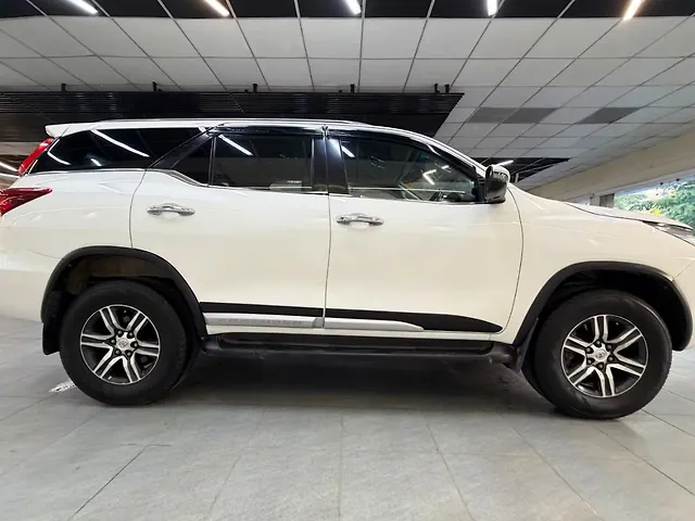 Used Toyota Fortuner [2016-2021] 2.8 4x2 AT [2016-2020] in Delhi