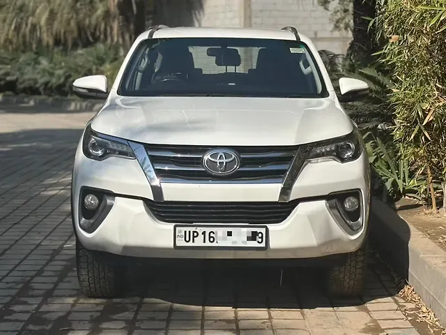 Used 2017 Toyota Fortuner in Delhi