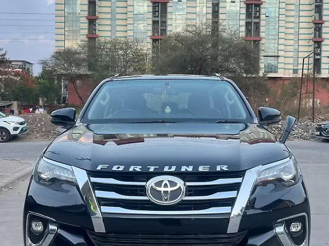 Used 2018 Toyota Fortuner in Indore