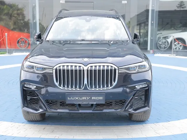 Used 2022 BMW X7 in Mumbai