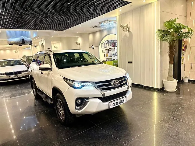 Used 2020 Toyota Fortuner in Delhi