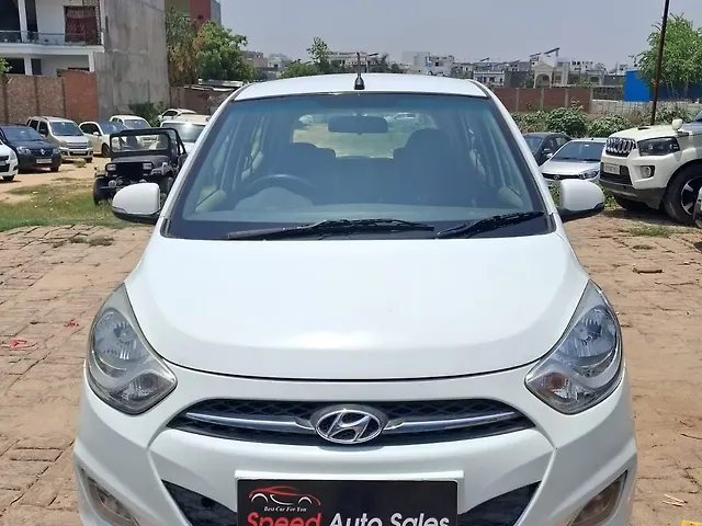 Used 2013 Hyundai i10 in Lucknow