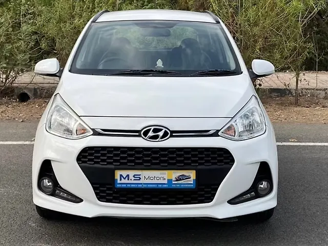 Used 2017 Hyundai Grand i10 in Mumbai