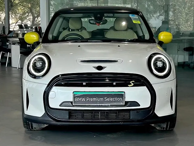 Used 2023 Mini Cooper SE in Delhi Used 2023 Mini Cooper SE in Delhi
