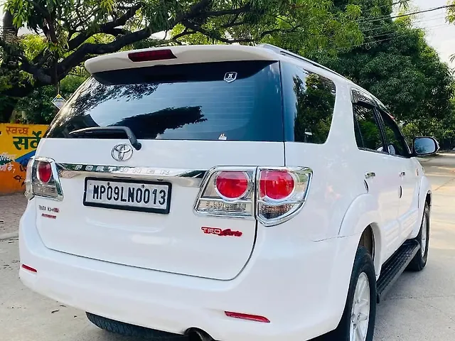 Used 2013 Toyota Fortuner in Indore