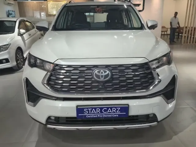 Used 2025 Toyota Innova Hycross in Ludhiana Used 2025 Toyota Innova Hycross in Ludhiana