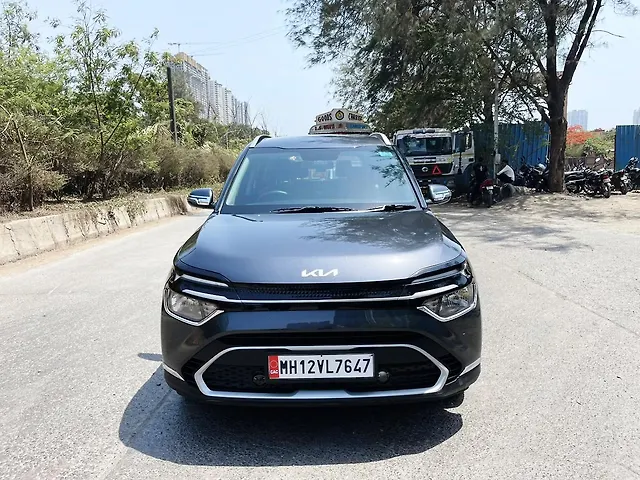 Used 2023 Kia Carens in Mumbai