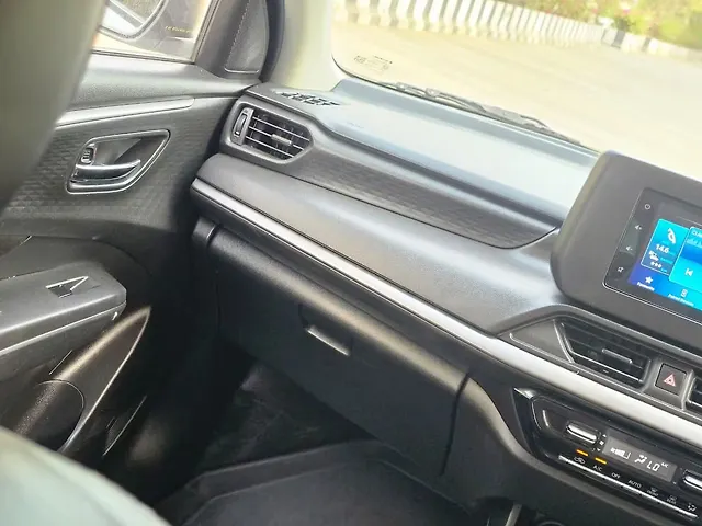 Used Maruti Suzuki Swift [2021-2024] ZXi AMT in Thane