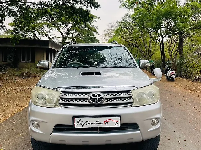 Used 2011 Toyota Fortuner in Pune Used 2011 Toyota Fortuner in Pune