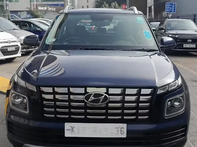Used 2023 Hyundai Venue in Bangalore Used 2023 Hyundai Venue in Bangalore