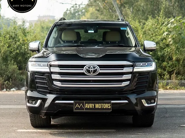 Used 2017 Toyota Land Cruiser in Delhi Used 2017 Toyota Land Cruiser in Delhi