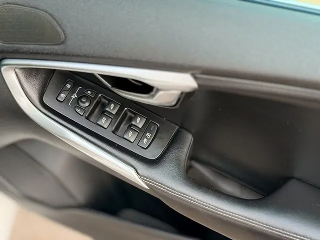 Used Volvo V40 [2015-2016] D3 Kinetic in Malappuram