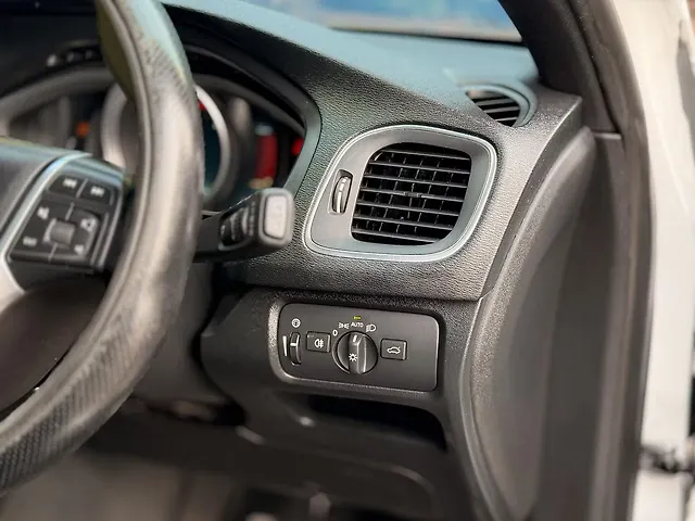 Used Volvo V40 [2015-2016] D3 Kinetic in Malappuram